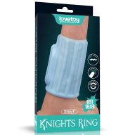   Vibrátoros péniszgyűrű, Lovetoy, Vibrating Ridge Knights Ring, 6–10 cm, Ø 4,5–4,9 cm, kék, rugalmas TPE, 1 sebességes, elemes (1 x CR2032)