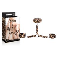   Nyakörv és kézbilincs szett, NMC, Leopard Frenzy, gallér 34–52 cm, bilincs 14–24,5 cm, leopárdmintás, műbőr, állítható, csatos, BDSM