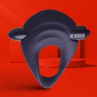   Vibrációs péniszgyűrű, You Love Me, Hold Me, 4-4,4 cm, kék, vízálló, szilikon, 10 funkciós mini vibrátorral, elemes (1x AAA)