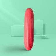   Mini vibrátor, You Love Me, Buzz Me, 6–10 cm, piros, 7 funkciós, vízálló, szilikon, 1 x LR1 elemes, kompakt, kezdőknek